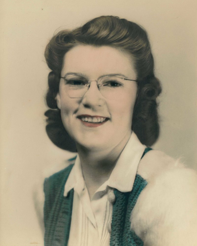 Obituary of Bertha Louise Gossett | Clayton Funeral Home and Cemete...